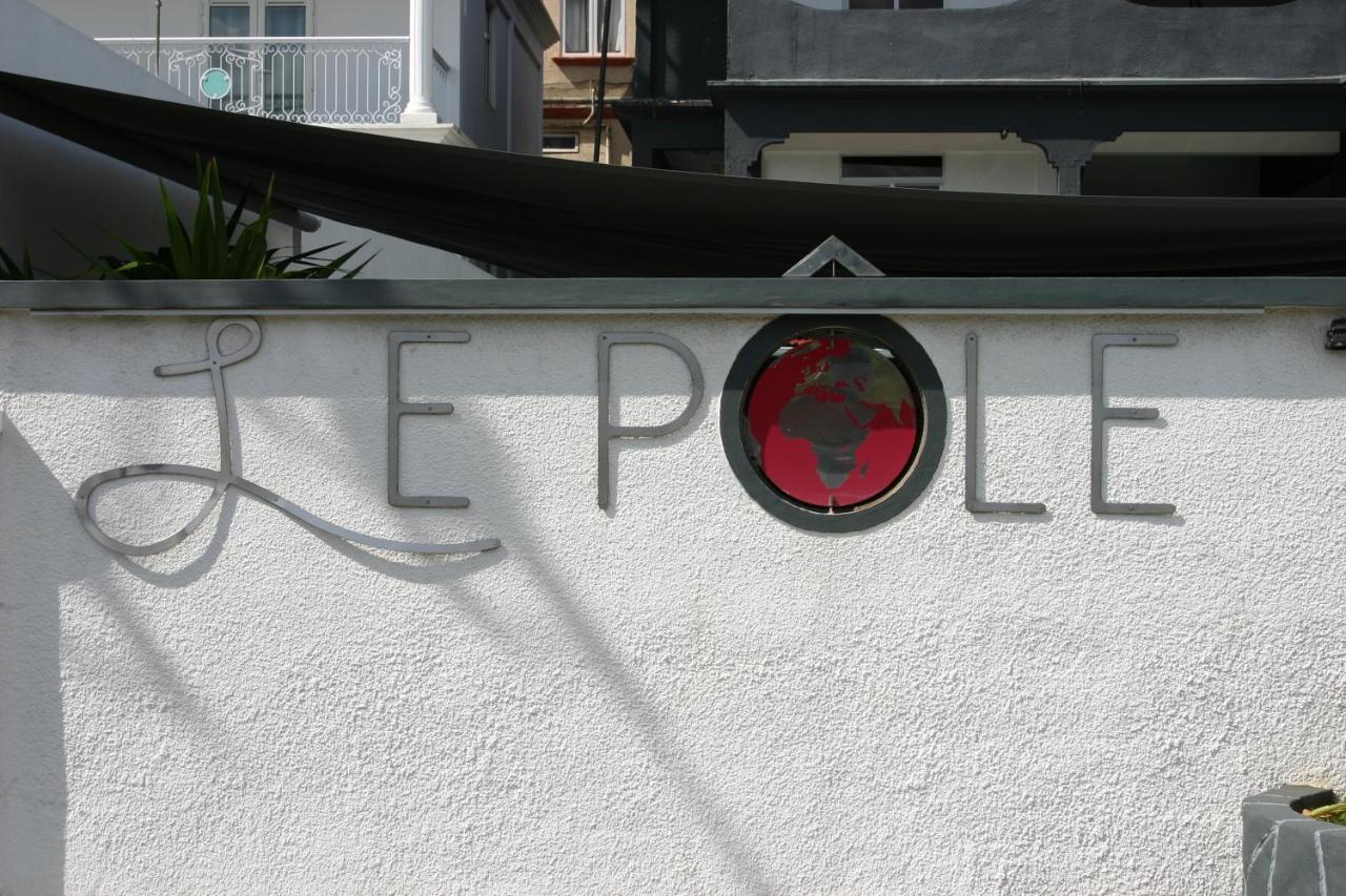 Le Pole